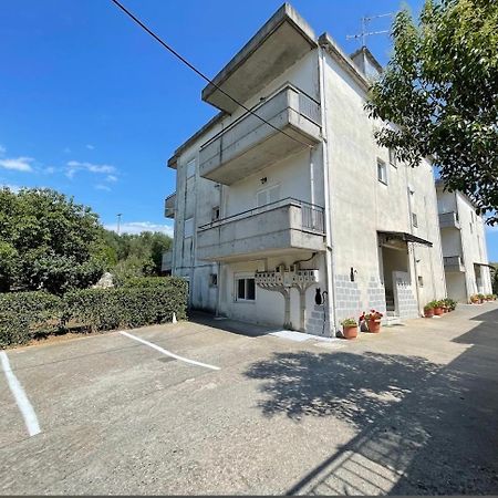 Sofi'S Apartments カラマタ エクステリア 写真
