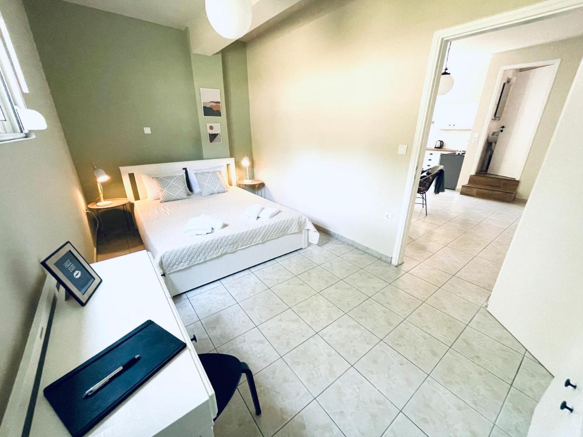Sofi'S Apartments カラマタ エクステリア 写真
