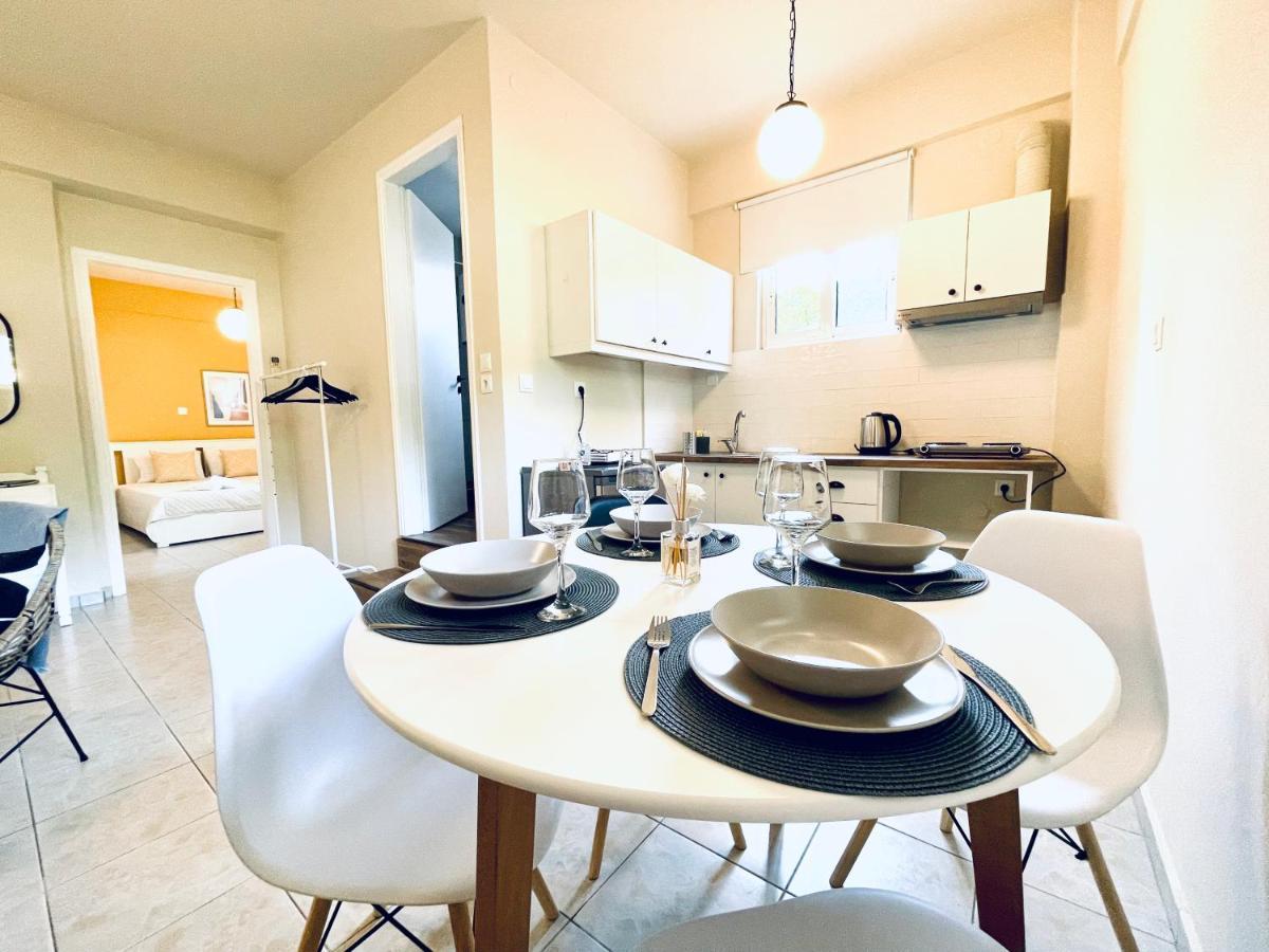 Sofi'S Apartments カラマタ エクステリア 写真