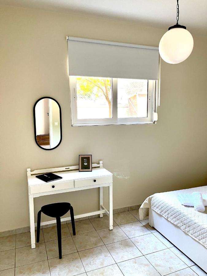 Sofi'S Apartments カラマタ エクステリア 写真
