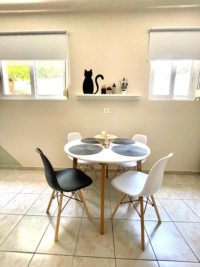 Sofi'S Apartments カラマタ エクステリア 写真