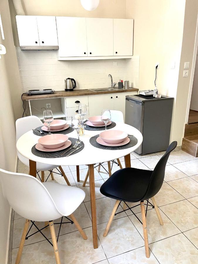 Sofi'S Apartments カラマタ エクステリア 写真