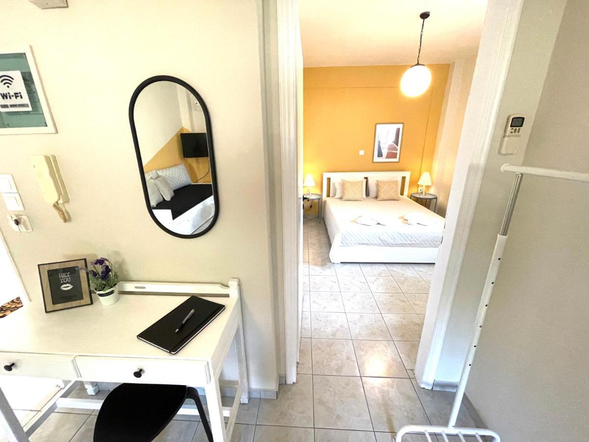 Sofi'S Apartments カラマタ エクステリア 写真